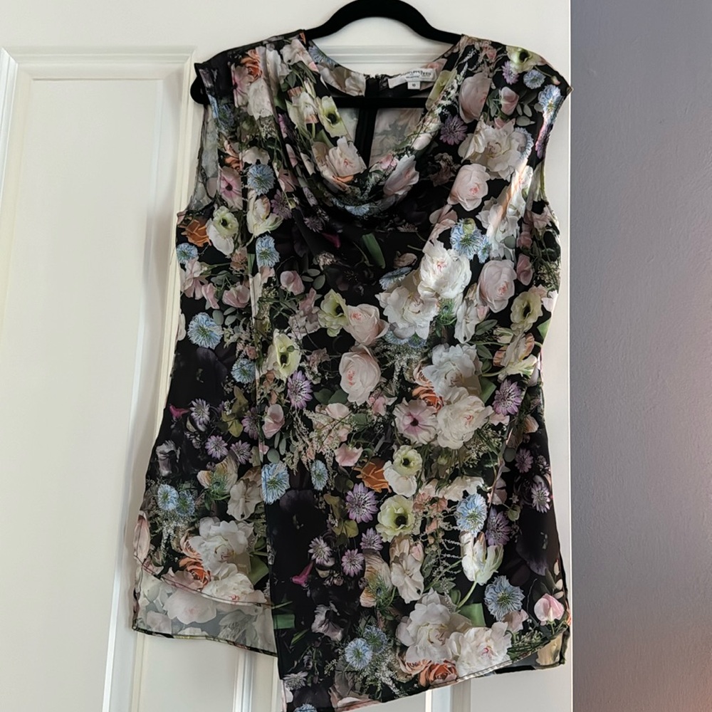 Floral top